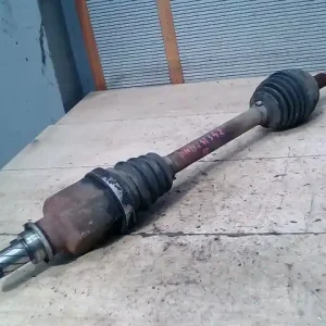 Azonnal elérhető RENAULT CLIO 06-09 Bal első féltengely 1.5dci bontott alkatrész