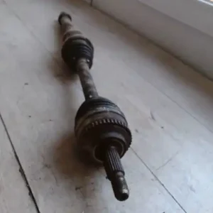 Vedd meg online RENAULT CLIO 06-09 Jobb első féltengely 1.5d abs bontott alkatrész