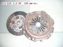 Alacsony ár RENAULT CLIO 98- Kuplung tárcsa bontott alkatrész