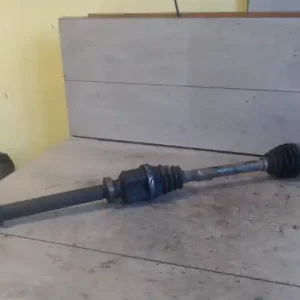 Csak ma RENAULT MEGANE 02-05 Jobb első féltengely 1.5dci bontott alkatrész