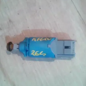 Vásárlói kedvenc RENAULT MEGANE 02-05 Kuplung pedál kapcsoló 1.4i bontott alkatrész