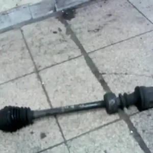 Expressz szállítás RENAULT TWINGO 98-07 Jobb első féltengely 1.2i nem abs bontott alkatrész