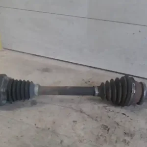 Vásárlói kedvenc SEAT CORDOBA 02.09-08.02 Bal első féltengely 1.2 i, nem abs-es bontott alkatrész