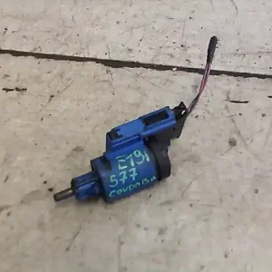 Gyors kiszállítás SEAT CORDOBA 02.09-08.02 Kuplung pedál kapcsoló bontott alkatrész