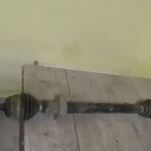 Ingyenes szállítás SEAT CORDOBA 93-99 Jobb első féltengely 1.4 i bontott alkatrész