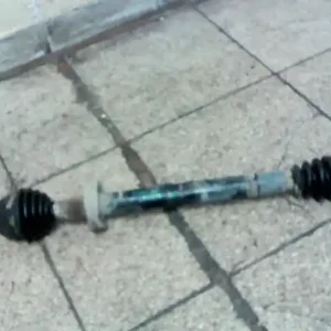 Ajánlat SEAT IBIZA 93-99 Jobb első féltengely 1.4i nem abs bontott alkatrész