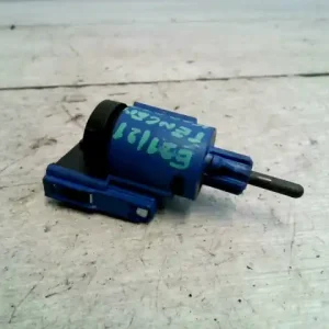 SKODA FABIA 99-07 Kuplung pedál kapcsoló bontott alkatrész Biztonságos vásárlás