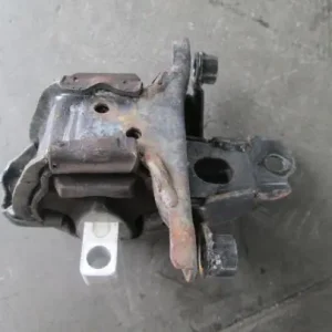 Rendeld meg most SKODA FABIA 99-07 Sebességváltó tartó bak bontott alkatrész