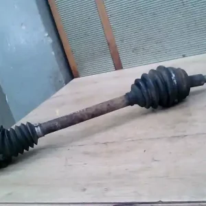 Vásárlói kedvenc SKODA OCTAVIA 00-04 Bal első féltengely 1.6i bontott alkatrész