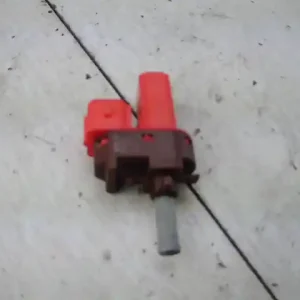 Népszerű SKODA OCTAVIA 00-04 Kuplung pedál kapcsoló bontott alkatrész