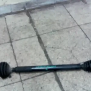 SKODA OCTAVIA 97-00 Jobb első féltengely 1.6i nem abs bontott alkatrész Expressz szállítás