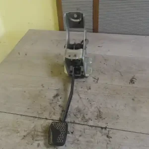 SUZUKI ALTO 02-09 Kuplung pedál 1.0 i bontott alkatrész Kedvezmény