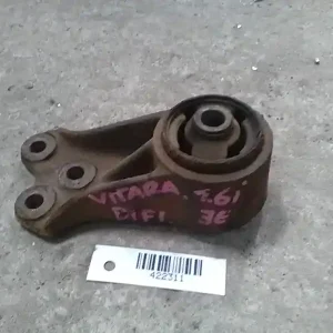 Ajánlat SUZUKI VITARA 88.05-97 Differenciálmű tartóbak jobb első bontott alkatrész