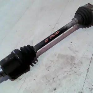 Vedd meg online TATA INDICA Bal első féltengely bontott alkatrész