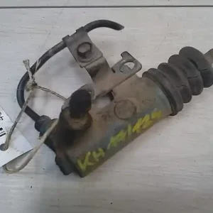 Csak ma TOYOTA AVENSIS 01-03 Kuplung munkahengeralsó bontott alkatrész