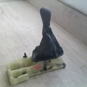 TOYOTA AVENSIS 97-00 Váltó kulissza bontott alkatrész Különleges ajánlat