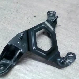 Csak ma TOYOTA C-HR 16.09.01-19.09.30 Tartóbak bal hátsó külső lámpáé bontott alkatrész