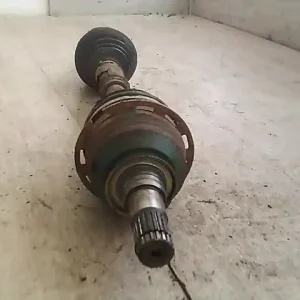 Exkluzív ajánlat TOYOTA CELICA Bal első féltengely 1.8i bontott alkatrész