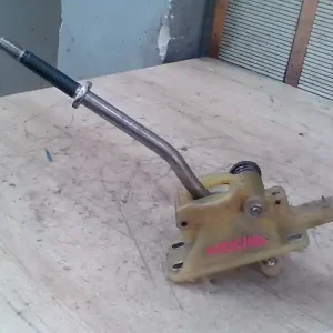 Vásárlói kedvenc TOYOTA COROLLA AE/EE 92.05-97.04 Váltó kulissza bontott alkatrész