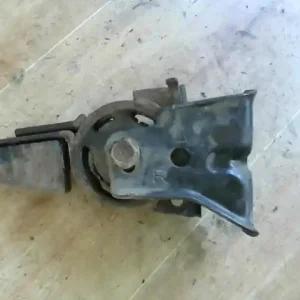 TOYOTA COROLLA 99.10-02.01 Sebességváltó tartó bak bontott alkatrész Biztonságos fizetés