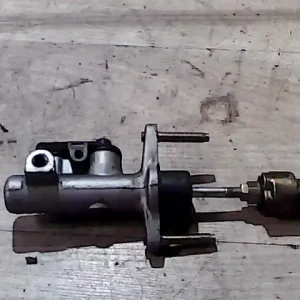 Legkelendőbb TOYOTA YARIS Kuplung munkahengerfelső bontott alkatrész