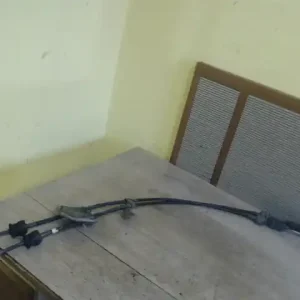 Biztonságos fizetés TOYOTA YARIS 99.04-05.09 Sebességváltó bowden 1.0 i bontott alkatrész