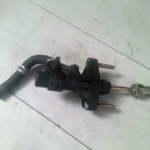 TOYOTA YARIS Kuplung munkahenger felső bontott alkatrész Prémium