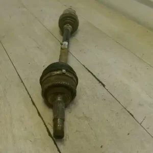 Újdonság TOYOTA YARIS 99.04-05.09 Bal első féltengely 1.0i abs bontott alkatrész