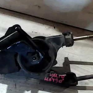 Azonnali szállítás TOYOTA YARIS VERSO Sebességváltó tartó bak hátsó bontott alkatrész