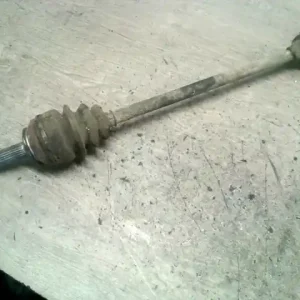 Vedd meg most TRABANT 601 Jobb első féltengely bontott alkatrész