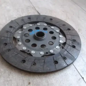 Biztonságos fizetés VOLVO S40 2008.01.01-2012.05.30 Kuplung tárcsa 2.0i bontott alkatrész