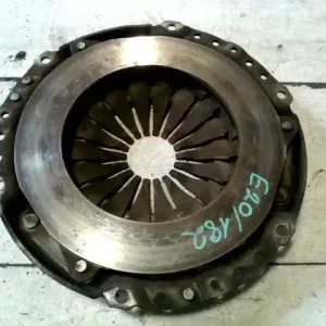 VOLVO V40 Kuplung szerkezet 2.0i bontott alkatrész Prémium