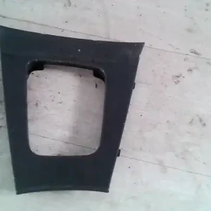 Legkelendőbb VOLVO V70 2000.01.01- 2007.08.31 Váltókar keret bontott alkatrész