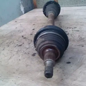 VW BORA Bal első féltengely 1,6i bontott alkatrész Szuper akció