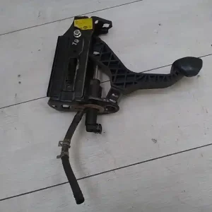 VW BORA Kuplung pedál bontott alkatrész Gyors szállítás