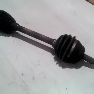 Árcsökkenés VW GOLF III. Bal első féltengely 1.9dbontott alkatrész