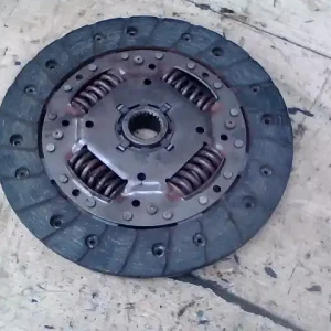 VW GOLF III. Kuplung tárcsa 1.4i bontott alkatrész Bestseller