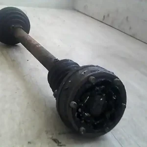 Árengedmény VW GOLF IV. Bal első féltengely 1.4i bontott alkatrész