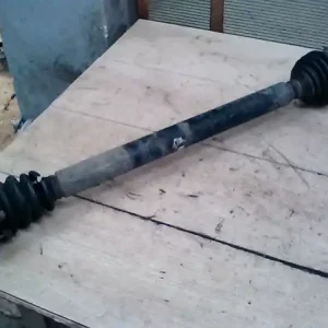 VW GOLF III. 94- Jobb első féltengely 1.6i bontott alkatrész Kihagyhatatlan ajánlat