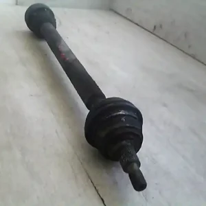 Utolsó esély VW GOLF IV. Jobb első féltengely 1.4i bontott alkatrész