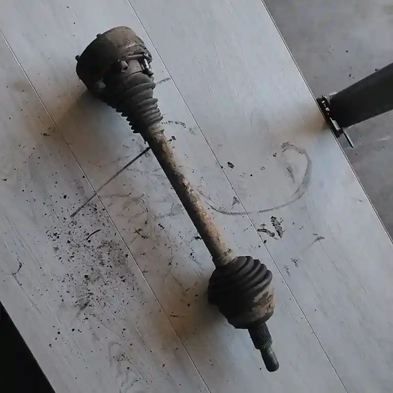 VW GOLF IV. Jobb hátsó féltengely 1.9 d bontott alkatrész Gyors kiszállítás