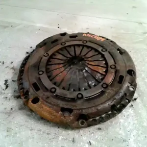 Vedd meg online VW JETTA V 05-10 Kuplung szerkezet 1.4 b bontott alkatrész