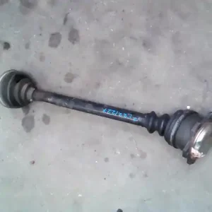 VW PASSAT 00.11-05.02 B5.5 Jobb első féltengely bontott alkatrész Árcsökkenés