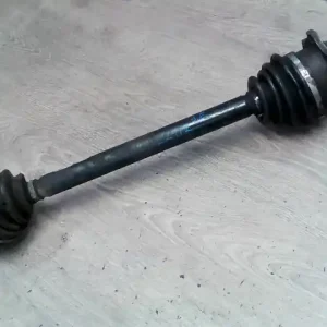 VW PASSAT 00.11-05.02 B5.5 Jobb első féltengely bontott alkatrész Kiárusítás