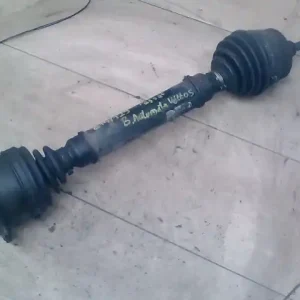 VW PASSAT 96.10-00.10 B5 Bal első féltengely 1.8i automata váltós bontott alkatrész Biztonságos vásárlás