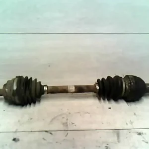 Utolsó esély VW POLO CLASSIC 95.07-99.10 Bal első féltengely bontott alkatrész