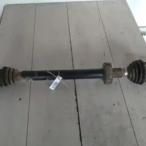 Kedvezményes ár VW POLO CLASSIC 95.07-99.10 Jobb első féltengely bontott alkatrész