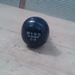 Gyors szállítás VW POLO CLASSIC -99 Váltógomb bontott alkatrész