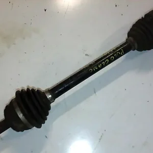 VW POLO CLASSIC 95.07-99.10 Bal első féltengely bontott alkatrész Ajánlat