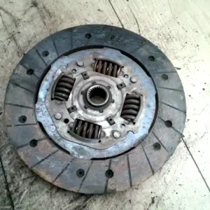 VW POLO CLASSIC 99.10-01.09 Kuplung tárcsa 1.4i bontott alkatrész Különleges ajánlat